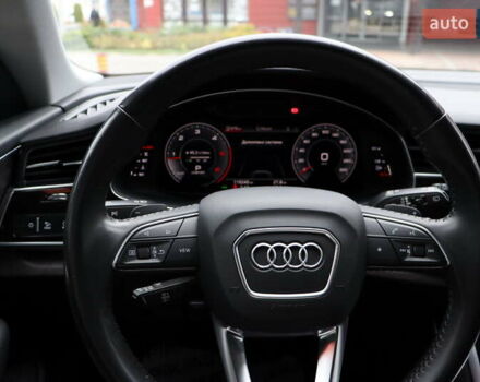 Ауди Q8 2018 в Львове на Automoto.ua Черный Ауди Q8, объемом двигателя 3 л и пробегом 119 тыс. км за 54900 $, фото 18 на Automoto.ua