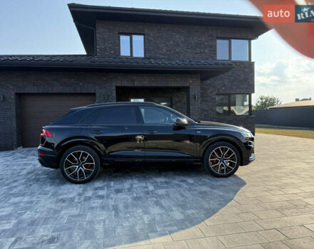Ауди Q8 2018 в Луцке на Automoto.ua Черный Ауди Q8, объемом двигателя 3 л и пробегом 117 тыс. км за 58000 $, фото 3 на Automoto.ua