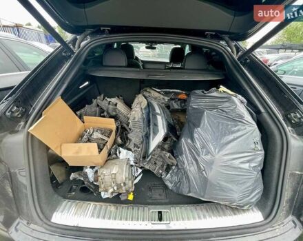 Черный Ауди Q8, объемом двигателя 3 л и пробегом 163 тыс. км за 24000 $, фото 28 на Automoto.ua