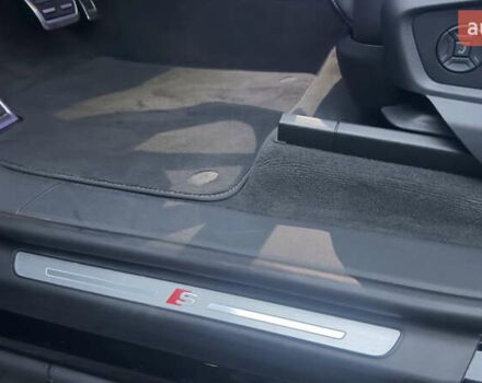 Чорний Ауді Q8, об'ємом двигуна 2.97 л та пробігом 142 тис. км за 59500 $, фото 39 на Automoto.ua