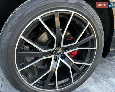 Ауди Q8 2018 в Луцке на Automoto.ua Черный Ауди Q8, объемом двигателя 3 л и пробегом 117 тыс. км за 58000 $, фото 5 на Automoto.ua