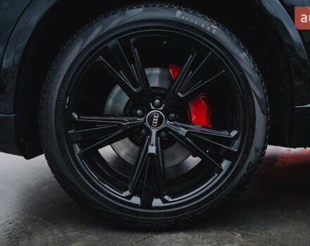 Ауди Q8 2018 в Киеве на Automoto.ua Черный Ауди Q8, объемом двигателя 3 л и пробегом 169 тыс. км за 49555 $, фото 16 на Automoto.ua