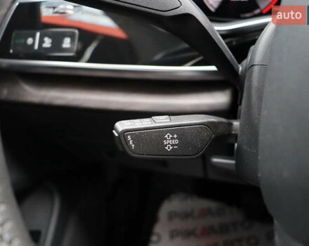 Ауди Q8 2018 в Львове на Automoto.ua Черный Ауди Q8, объемом двигателя 3 л и пробегом 119 тыс. км за 54900 $, фото 22 на Automoto.ua