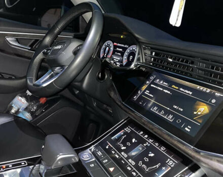 Чорний Ауді Q8, об'ємом двигуна 3 л та пробігом 61 тис. км за 64800 $, фото 27 на Automoto.ua