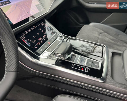 Черный Ауди Q8, объемом двигателя 3 л и пробегом 92 тыс. км за 63900 $, фото 96 на Automoto.ua