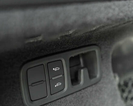 Черный Ауди Q8, объемом двигателя 3 л и пробегом 126 тыс. км за 49900 $, фото 86 на Automoto.ua