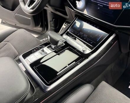 Ауді Q8 2019 у Києві на Automoto.ua Чорний Ауді Q8, об'ємом двигуна 3 л та пробігом 71 тис. км за 62500 $, фото 56 на Automoto.ua