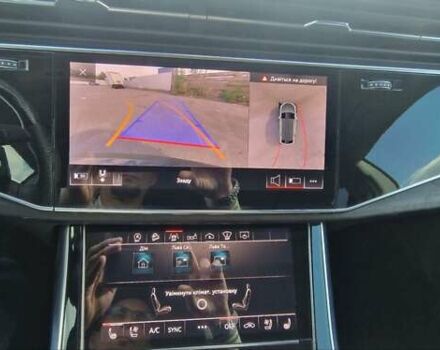 Черный Ауди Q8, объемом двигателя 3 л и пробегом 83 тыс. км за 65000 $, фото 10 на Automoto.ua