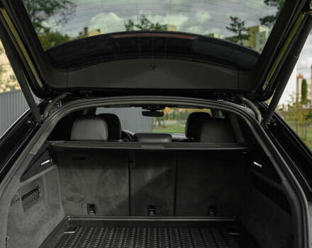 Черный Ауди Q8, объемом двигателя 3 л и пробегом 126 тыс. км за 49900 $, фото 84 на Automoto.ua