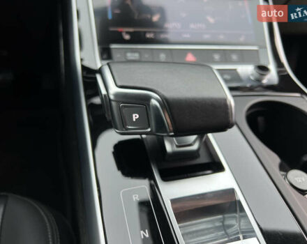 Черный Ауди Q8, объемом двигателя 3 л и пробегом 53 тыс. км за 48500 $, фото 53 на Automoto.ua