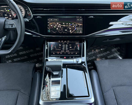 Чорний Ауді Q8, об'ємом двигуна 2.97 л та пробігом 154 тис. км за 62000 $, фото 63 на Automoto.ua