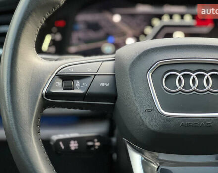Черный Ауди Q8, объемом двигателя 3 л и пробегом 69 тыс. км за 62900 $, фото 11 на Automoto.ua