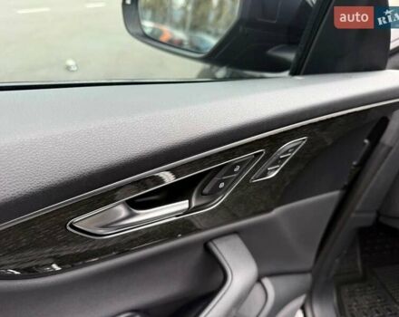Черный Ауди Q8, объемом двигателя 3 л и пробегом 59 тыс. км за 45500 $, фото 17 на Automoto.ua