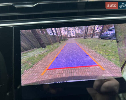 Черный Ауди Q8, объемом двигателя 3 л и пробегом 92 тыс. км за 63900 $, фото 93 на Automoto.ua