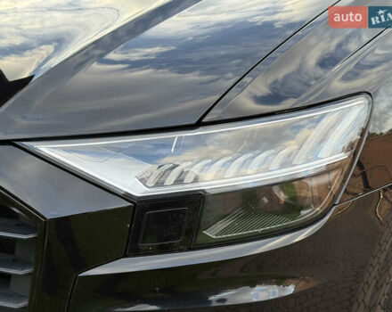 Ауді Q8 2019 у Рівному на Automoto.ua Чорний Ауді Q8, об'ємом двигуна 2.97 л та пробігом 179 тис. км за 53900 $, фото 45 на Automoto.ua