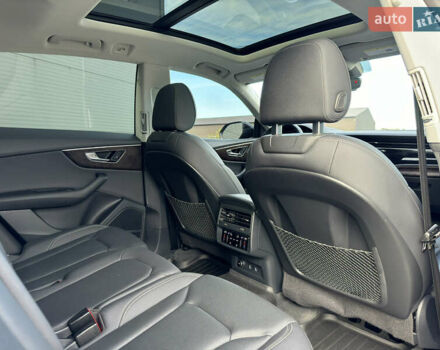 Черный Ауди Q8, объемом двигателя 3 л и пробегом 137 тыс. км за 57700 $, фото 49 на Automoto.ua