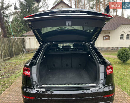 Черный Ауди Q8, объемом двигателя 3 л и пробегом 92 тыс. км за 63900 $, фото 41 на Automoto.ua