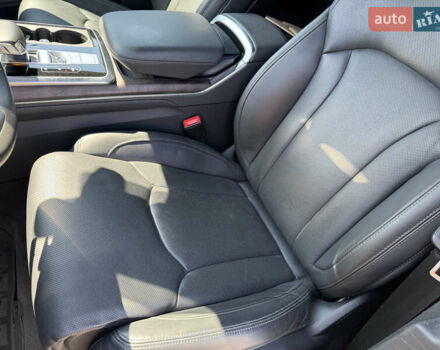 Чорний Ауді Q8, об'ємом двигуна 3 л та пробігом 38 тис. км за 59800 $, фото 15 на Automoto.ua