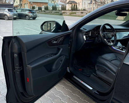 Черный Ауди Q8, объемом двигателя 3 л и пробегом 129 тыс. км за 54900 $, фото 35 на Automoto.ua