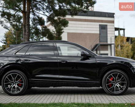 Черный Ауди Q8, объемом двигателя 3 л и пробегом 126 тыс. км за 49900 $, фото 22 на Automoto.ua