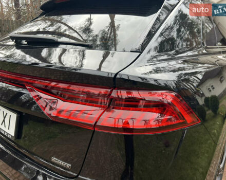 Черный Ауди Q8, объемом двигателя 3 л и пробегом 92 тыс. км за 63900 $, фото 148 на Automoto.ua