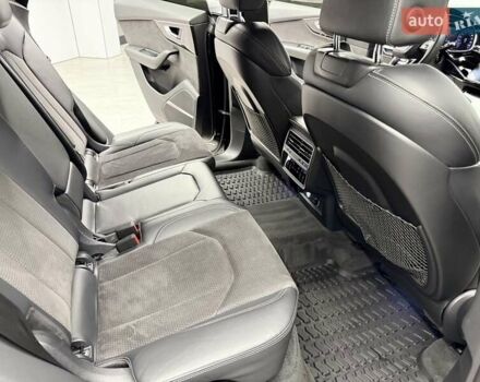 Ауді Q8 2019 у Києві на Automoto.ua Чорний Ауді Q8, об'ємом двигуна 3 л та пробігом 71 тис. км за 62500 $, фото 44 на Automoto.ua