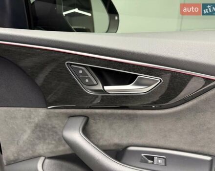 Ауді Q8 2019 у Києві на Automoto.ua Чорний Ауді Q8, об'ємом двигуна 3 л та пробігом 71 тис. км за 62500 $, фото 49 на Automoto.ua