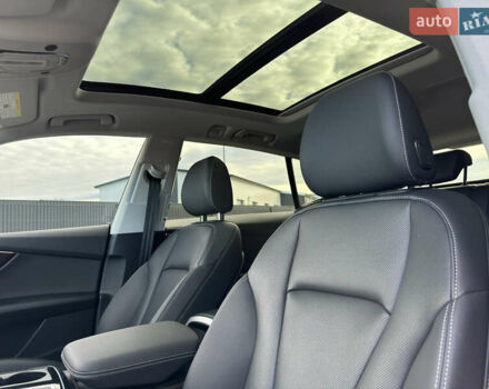 Черный Ауди Q8, объемом двигателя 3 л и пробегом 137 тыс. км за 57700 $, фото 27 на Automoto.ua