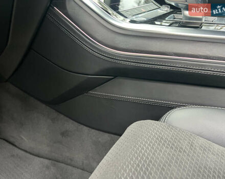 Черный Ауди Q8, объемом двигателя 3 л и пробегом 92 тыс. км за 63900 $, фото 98 на Automoto.ua
