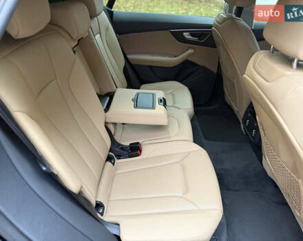 Черный Ауди Q8, объемом двигателя 2.97 л и пробегом 110 тыс. км за 56000 $, фото 8 на Automoto.ua