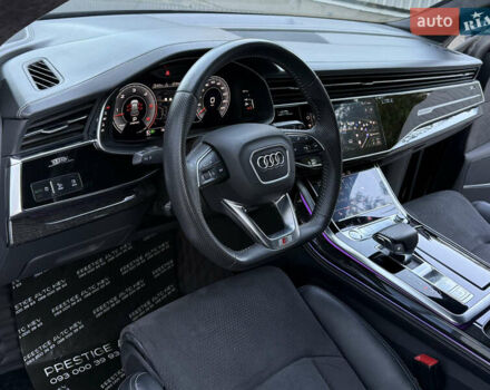 Чорний Ауді Q8, об'ємом двигуна 2.97 л та пробігом 154 тис. км за 62000 $, фото 43 на Automoto.ua