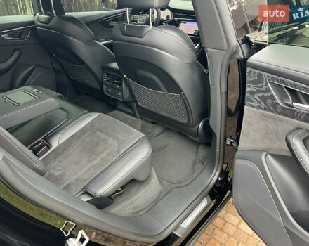 Черный Ауди Q8, объемом двигателя 3 л и пробегом 92 тыс. км за 63900 $, фото 113 на Automoto.ua