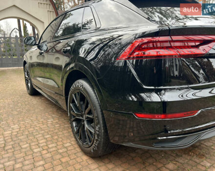Черный Ауди Q8, объемом двигателя 3 л и пробегом 92 тыс. км за 63900 $, фото 36 на Automoto.ua