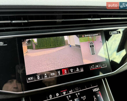 Ауді Q8 2019 у Рівному на Automoto.ua Чорний Ауді Q8, об'ємом двигуна 2.97 л та пробігом 179 тис. км за 53900 $, фото 56 на Automoto.ua