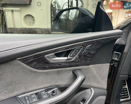 Черный Ауди Q8, объемом двигателя 3 л и пробегом 92 тыс. км за 63900 $, фото 53 на Automoto.ua