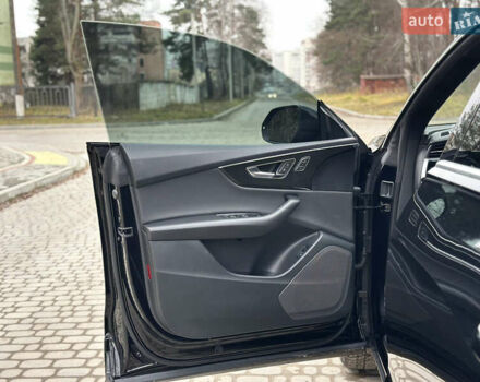 Чорний Ауді Q8, об'ємом двигуна 3 л та пробігом 115 тис. км за 43700 $, фото 17 на Automoto.ua