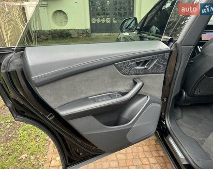 Черный Ауди Q8, объемом двигателя 3 л и пробегом 92 тыс. км за 63900 $, фото 103 на Automoto.ua