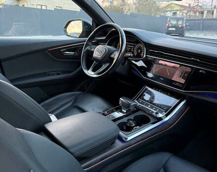 Черный Ауди Q8, объемом двигателя 3 л и пробегом 129 тыс. км за 54900 $, фото 5 на Automoto.ua