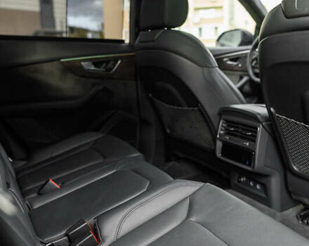 Черный Ауди Q8, объемом двигателя 3 л и пробегом 126 тыс. км за 49900 $, фото 91 на Automoto.ua