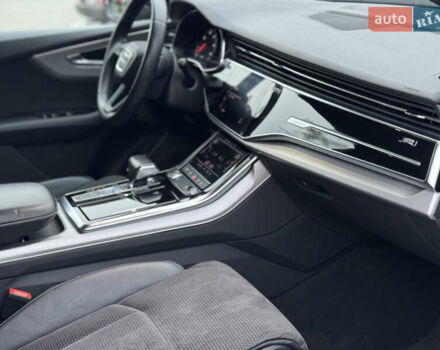 Чорний Ауді Q8, об'ємом двигуна 2.97 л та пробігом 88 тис. км за 52500 $, фото 34 на Automoto.ua