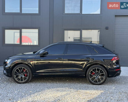 Черный Ауди Q8, объемом двигателя 3 л и пробегом 78 тыс. км за 60000 $, фото 1 на Automoto.ua