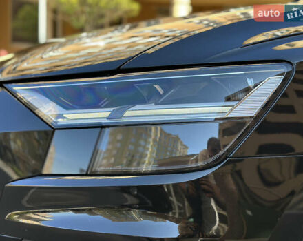 Черный Ауди Q8, объемом двигателя 2.97 л и пробегом 88 тыс. км за 55500 $, фото 23 на Automoto.ua