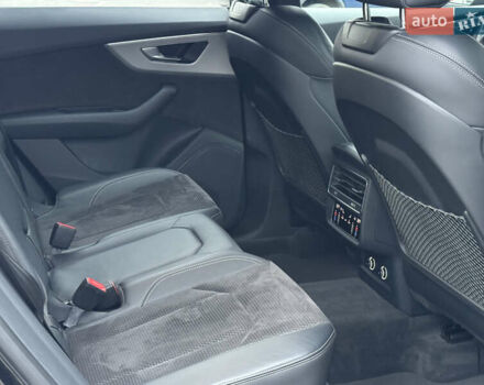 Чорний Ауді Q8, об'ємом двигуна 2.97 л та пробігом 88 тис. км за 52500 $, фото 39 на Automoto.ua