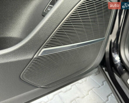 Черный Ауди Q8, объемом двигателя 3 л и пробегом 137 тыс. км за 57700 $, фото 24 на Automoto.ua