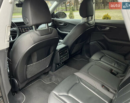 Черный Ауди Q8, объемом двигателя 3 л и пробегом 53 тыс. км за 48500 $, фото 37 на Automoto.ua