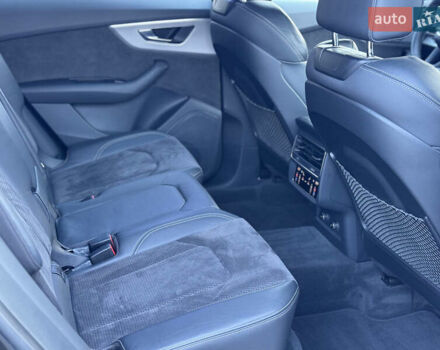 Черный Ауди Q8, объемом двигателя 2.97 л и пробегом 88 тыс. км за 55500 $, фото 31 на Automoto.ua