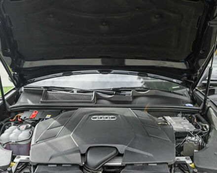 Черный Ауди Q8, объемом двигателя 3 л и пробегом 126 тыс. км за 49900 $, фото 101 на Automoto.ua
