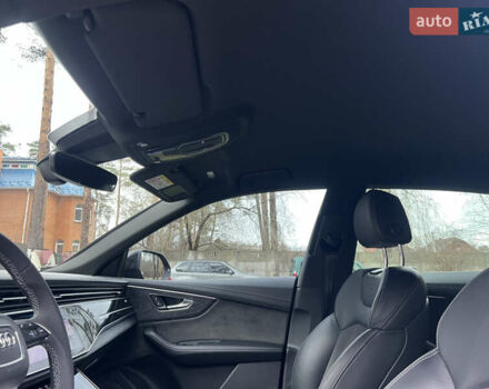 Черный Ауди Q8, объемом двигателя 3 л и пробегом 92 тыс. км за 63900 $, фото 68 на Automoto.ua