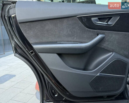 Чорний Ауді Q8, об'ємом двигуна 2.97 л та пробігом 154 тис. км за 62000 $, фото 61 на Automoto.ua