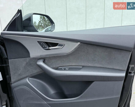 Черный Ауди Q8, объемом двигателя 2.97 л и пробегом 88 тыс. км за 51500 $, фото 47 на Automoto.ua